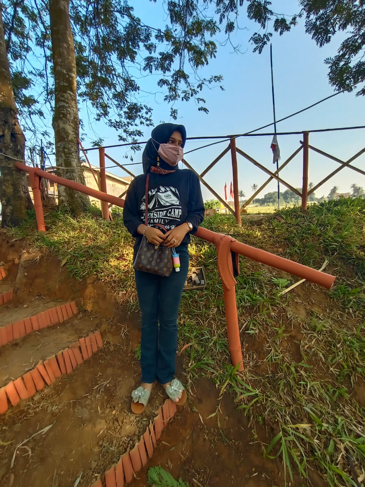 Kopi & Kuliner Sungai